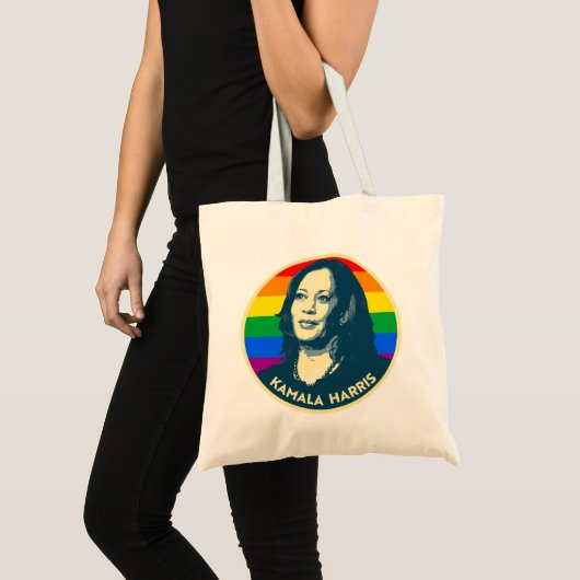 KAMALA HARRIS PRIDE BADGE TOTE BAG (Voorkant (product))