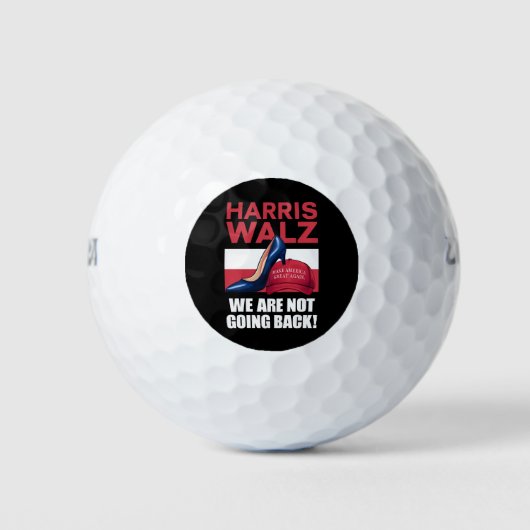 Kamala Harris stapt op rood MAGA-Pet Golfballen (Voorkant)