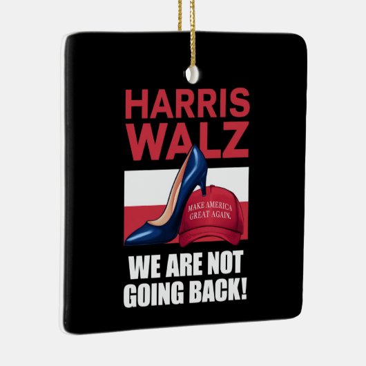 Kamala Harris stapt op rood MAGA-Pet Keramisch Ornament (Rechts)