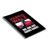 Kamala Harris stapt op rood MAGA-Pet Notitieboek (Rechterzijde)