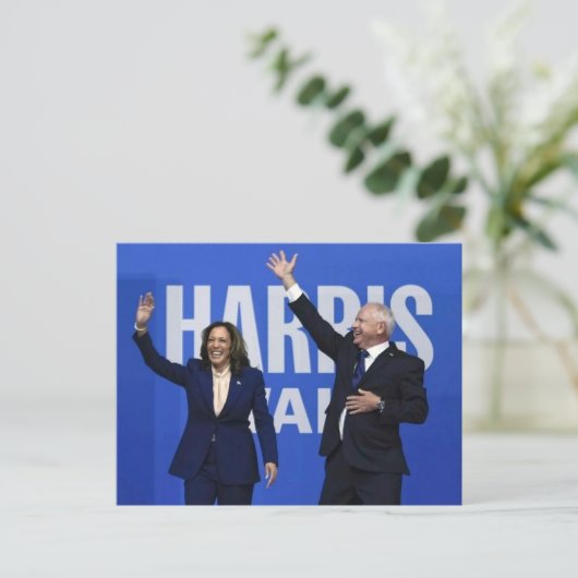 Kamala Harris Tim Walz Briefkaart (Staand voorkant)
