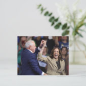Kamala Harris & Tim Walz Briefkaart (Staand voorkant)