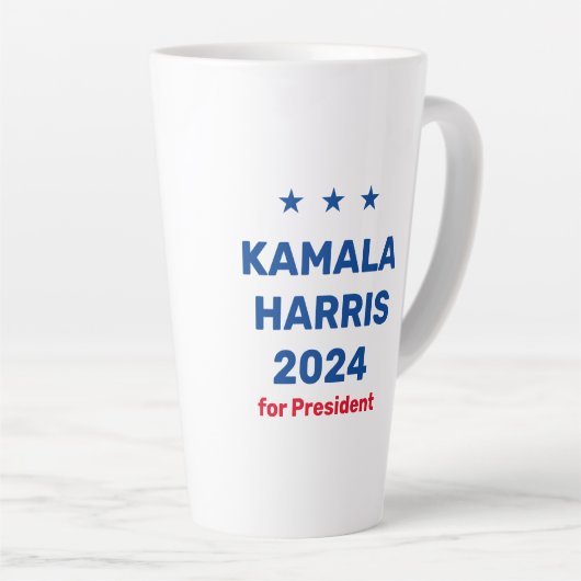 Kamala Harris voor President 2024 Latte Mok (Rechterhoek)
