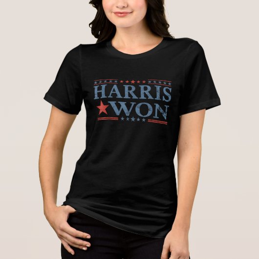 Kamala Harris wint Amerikaanse vlag 2024 Tri-Blend Shirt (Voorkant)