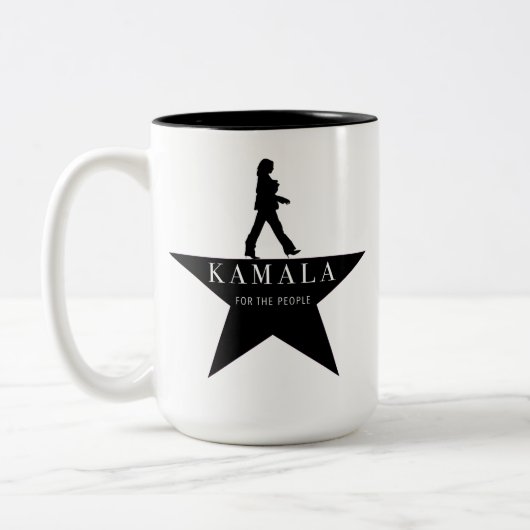 Kamala Harris's Shot 15 oz Mok (Links)