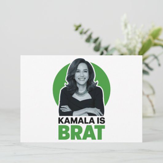 Kamala is Brat Grappig Sarcastisch Kaart (Staand voorkant)