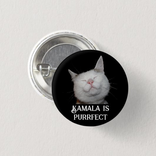 Kamala is Purfect Ronde Button 3,2 Cm (Voorkant /achterkant)