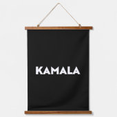Kamala minimalistische moderne typografie wit zwar hangend wandkleed (Voorkant)