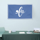 Kamala zegt haar naam spandoek (Beurs)