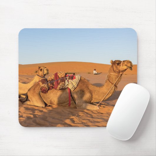 Kamelen in de woestijn van Oman Muismat (Met muis)
