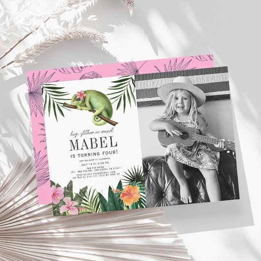 Kameleon reptiel meisje witte verjaardag foto kaart