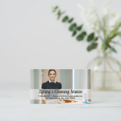 Kamer schoonmaken door kamermeisje visitekaartje (Staand voorkant)