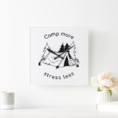 Kamp meer stress minder Wall Clock Vierkante Klok (Huis)