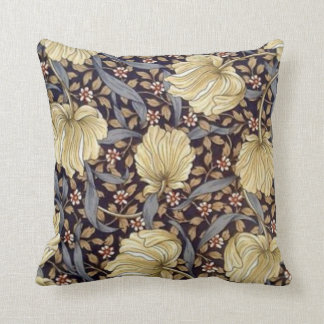 kamperfoelie van william morris kussen