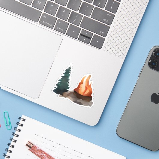 Kampvuur onder de dennen sticker (Laptop met iPhone)