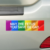 KAN DE FETUS DIE JE OPSPEELT, GAY.png ZIJN. Bumpersticker (Op auto)