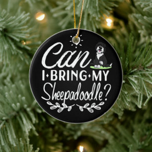 Kan ik mijn Sheepadoodle meenemen - Sheepadoodle l Keramisch Ornament
