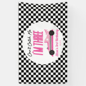 Kan me niet vangen Roze Race Auto 3e Verjaardagsfe Spandoek (Verticaal)