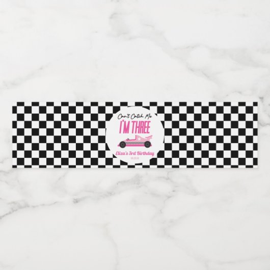 Kan Me Niet Vangen Roze Raceauto 3de Verjaardagsfe Waterfles Etiket (Enkel label)