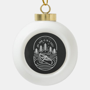 Kan vandaag niet werken mijn arm is in een giet keramische bal ornament