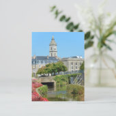 Kanaal en kerk in Vannes in Frankrijk Briefkaart (Staand voorkant)