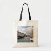 Kanaal met boten | Kopenhagen Tote Bag (Voorkant)