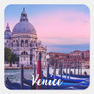 Kanaal met gondels en kerk in Venetië Vierkante Sticker