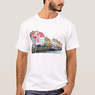 Kanaal Nyhavn in Kopenhagen, Denemarken T-shirt