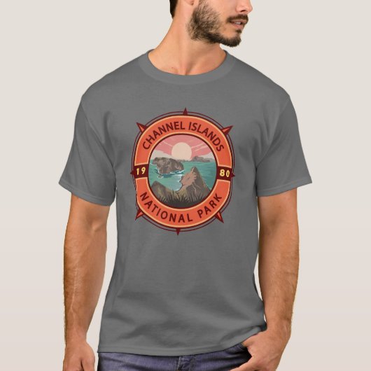 Kanaaleilanden Nationaal Park Retro Compass Emblee T-shirt (Voorkant)