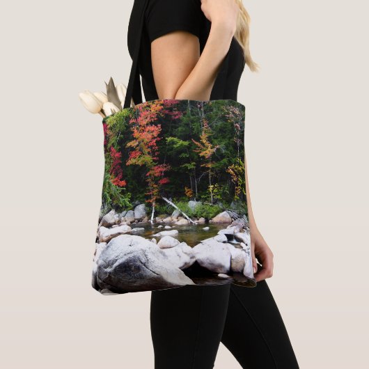 Kancamagus Highway in het najaar Tote Bag (Dichtbij)