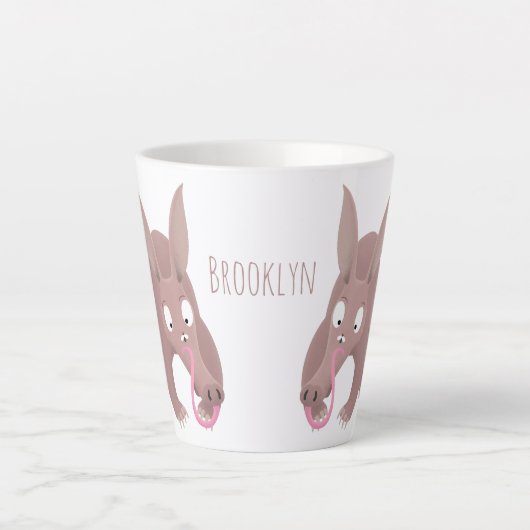 Kaneelaarvark cartoon latte mok (Voorkant)