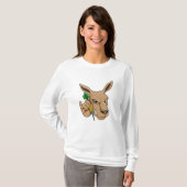 Kangaroo als Dart-speler met Dart T-shirt (Voorkant volledig)
