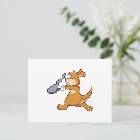 Kangaroo as Cook with Pan Briefkaart (Staand voorkant)