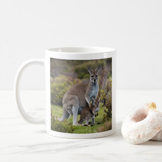 Kangaroo en Joey Koffiemok (Met donut)