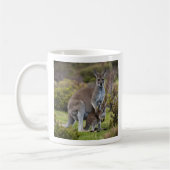Kangaroo en Joey Koffiemok (Links)