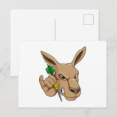 Kangoeroe als Dartsspeler met Dart Briefkaart (Voorkant / Achterkant)