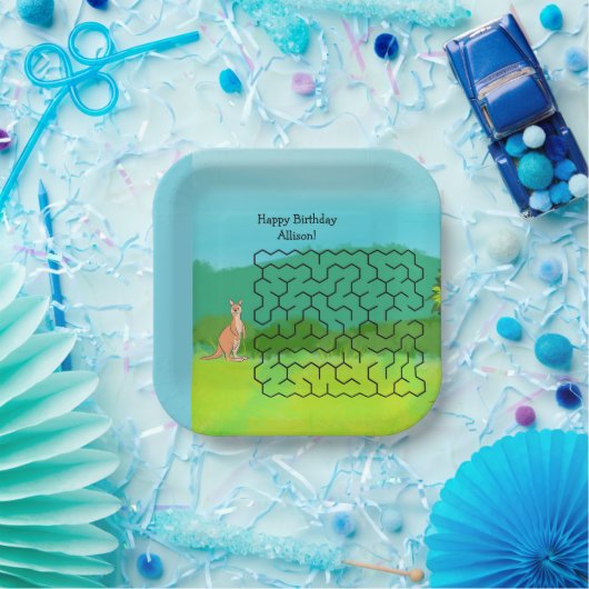 Kangoeroe en bladeren Maze Verjaardagspapier Borde Papieren Bordje (Feest)