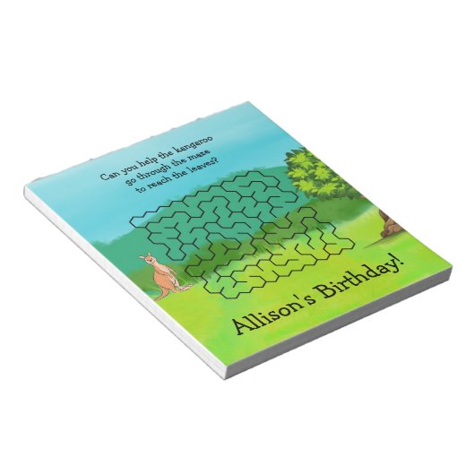 Kangoeroe en Leaves Maze Verjaardag Notitieblok (Schuin)