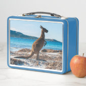 Kangoeroe op het strand Lucky Bay Australië (In situ)