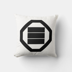 Kanji karakters voor drie op dienblad kussen