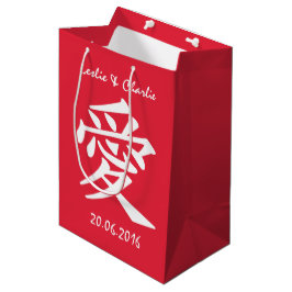Kanji Love aangepaste tekst & kleur geschenktassen Medium Cadeauzakje