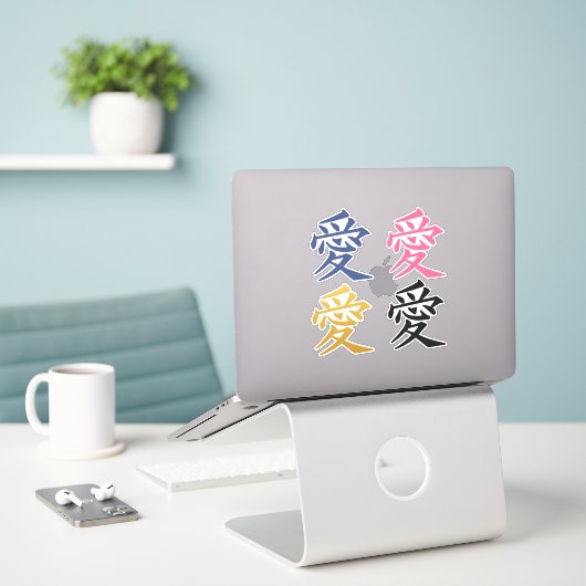 Kanji Love stickers (Laptop op bureau)