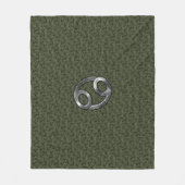 Kankerdiersymbool op groene digitale camo fleece deken (Voorkant)