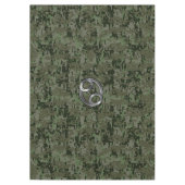 Kankerdiersymbool op groene digitale camo tafelkleed (Voorkant)