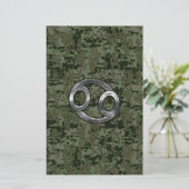 Kankerdiersymbool op Woodland Digital Camo Briefpapier (Staand voorkant)