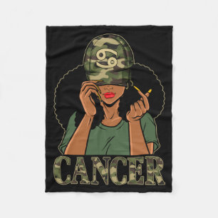 Kankermeisje zwart vrouw met cap camouflage afro fleece deken