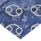Kankerteken op Navy Blue Digital Camouflage Tafelkleed (Gekanteld)