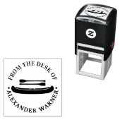 Kano met riemen “van het bureau van” Briefpapier Zelfinktende Stempel (In situ)