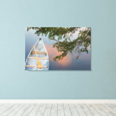 Kano op het meer bij zonsondergang in Canada Canvas Afdruk (Insitu (Houten vloer))