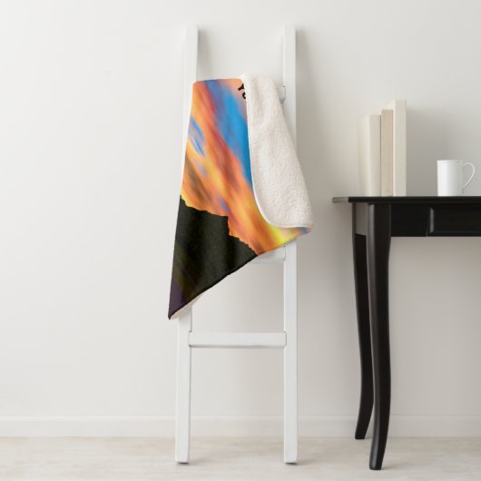 Kano op zonsondergang meer gooien deken (In situ)